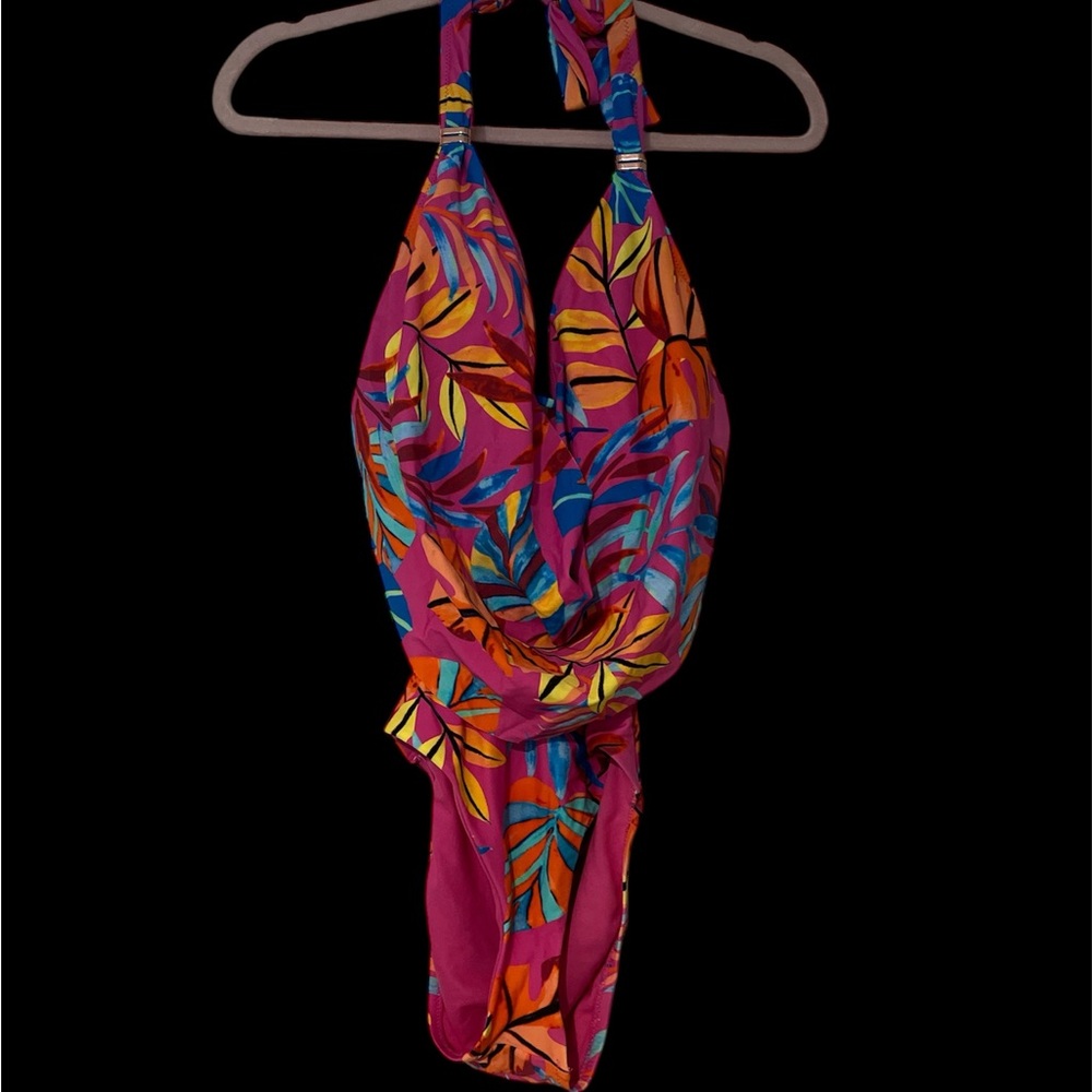 Vibrant Tropical Print Swimsuit
